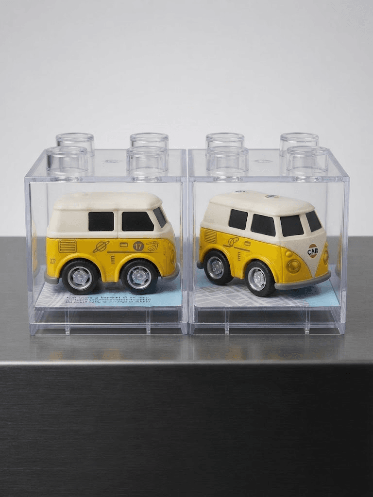 Miniatura Kombi Clássica Retrô Amarela Bicolor com Cúpula Display Empilhável Estilo Bloco (Pull Back)